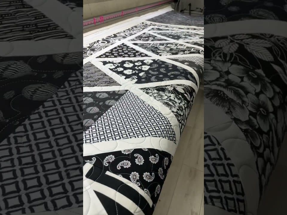 Barb’s “Black & White Beauty” quilt - Longarm quilted by Maynard Longarm Quilting