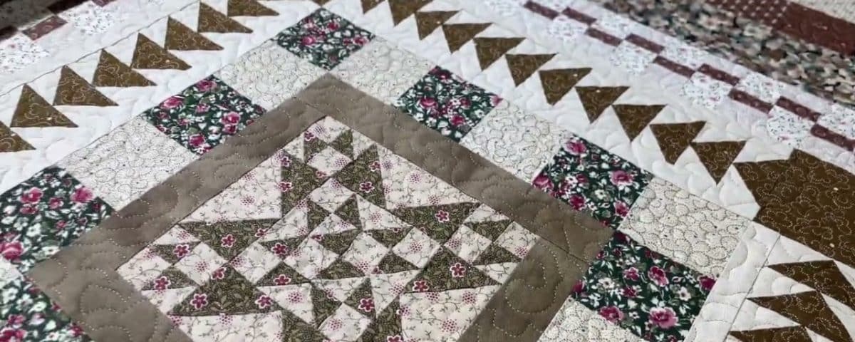 Cathy’s “Mini” quilt - Longarm quilted by Maynard Longarm Quilting
