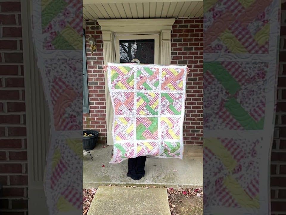 Jaimee’s Baby quilt reveal - Longarm quilted by Maynard Longarm Quilting