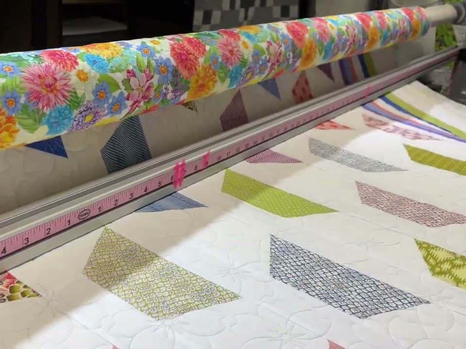 Barb’s “Half-HEXY” quilt - Longarm quilted by Maynard Longarm Quilting