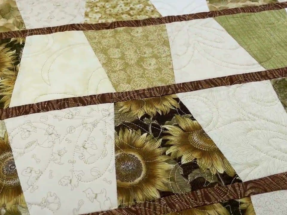 Barb’s “Tumblers on a Shelf” quilt - Longarm quilted by Maynard Longarm Quilting