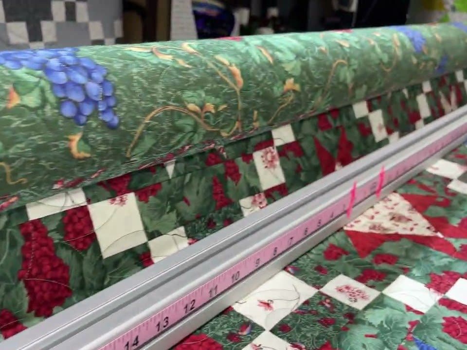Maureen’s “Irish Chain & Stars” quilt - Longarm quilted by Maynard Longarm Quilting